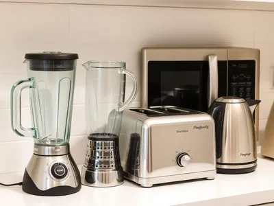 Set of kitchen appliances for sale in Antigua & Barbuda
