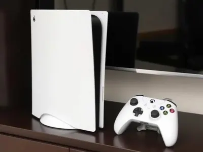 PS5 with two controllers for sale in Antigua & Barbuda